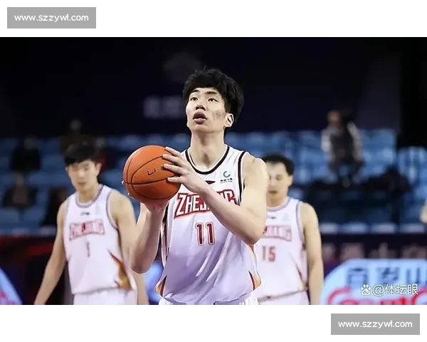 2 米 23 余嘉豪爆发！西乙轰 12+4 破低迷，放弃 600 万太值